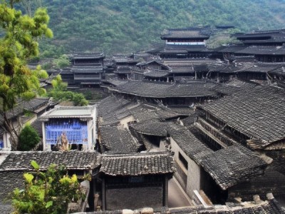 商贸城的未来与机遇，贵州黔西新闻同心商贸城的现代商业崛起