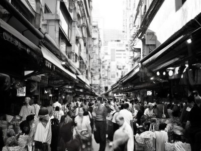 商贸城Today，商业繁华背后的市场观察与展望