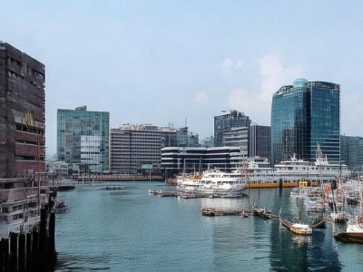 海港商贸城新闻事件，经济活力激发，商贸城机遇无限