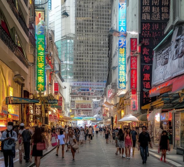 泸州西南商贸城，现代经济新引擎