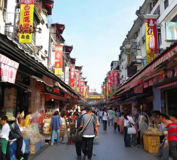 昆明市区商贸市场尔豚商贸行业怎么样