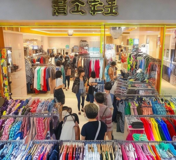 优衣舍商贸行业怎么样啊？