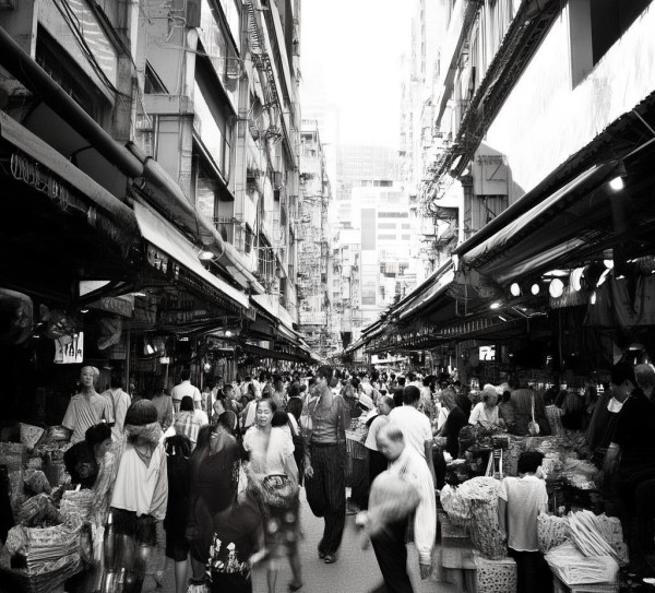 商贸城Today，商业繁华背后的市场观察与展望